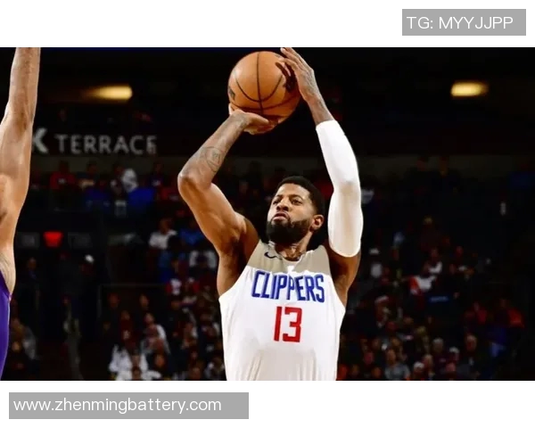 考辛斯与保罗乔治的对决分析及其对NBA格局的影响探讨